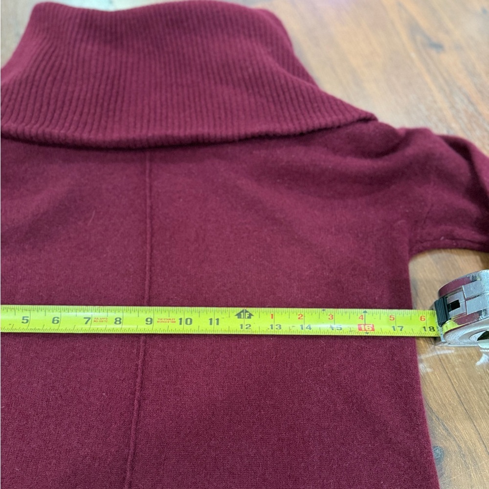 Cyrus women's 100% cashmere cowlneck sweater Sz Small Burgundy color - Picture 3 of 6